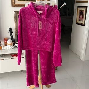 Juicy Couture Fuchsia & Sparkly Juicy Plush Loungewear/PJ Set